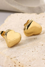 Zeamsil | Heart Stud Earrings